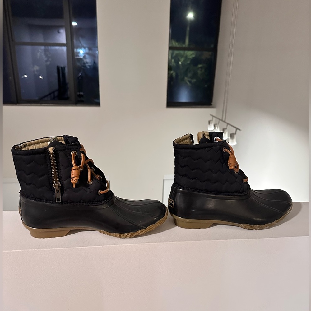Sperry women’s saltwater duck boots